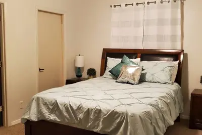 Image de 3-bedroom house in brilliant Socorro with WiFi, refrigerated air