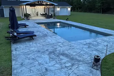 Image de Private Pool house in Mullins