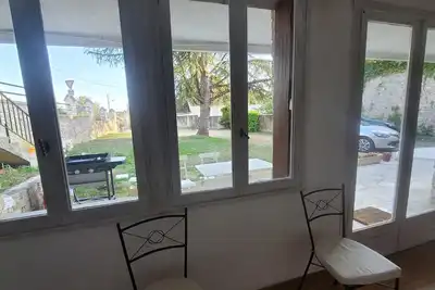 Image de Appartement de plain pied, centre ville à 5 min, terasse, plein sud