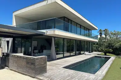 Image de Villa Cristal - villa d'architecte à 2 minutes de la mer - piscine chauffée