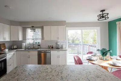 Image de Vibrant Modern Retreat | Close to Denver & Trails