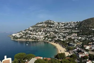 Image de Appartement avec belle vue Av 82