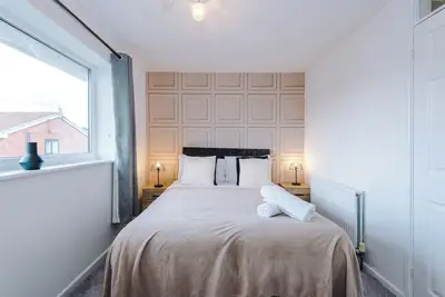 Image de 2br House Close to City Centre, Free Parking, Ideal for Families & Nhs