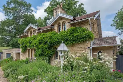 Image de Stunning Bath Property, Perfect For Families, Parties, 3 Hot Tubs!