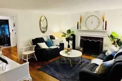 Image de Quiet and Comfortable 4 Bed 2 Bath