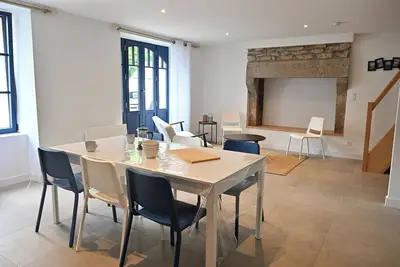 Image de Maison 4 chambres Concarneau 200m de la mer. \nQuartier du Passage