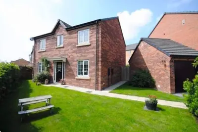 Image de Gorgeous 4 bed house by St. Aidans Rspb Reserve