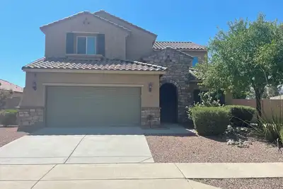 Image de 5br Retreat w/ Private Hot Tub & Community Pool!