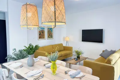 Image de Central and Fully-Equipped