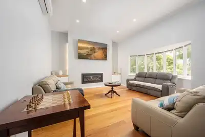 Image de 61 Ballarat Rd, Footscray