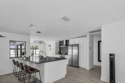 Image de Casa Azul, 3-bedroom house in tranquil Bradenton with WiFi, Ac. Relax and unwind