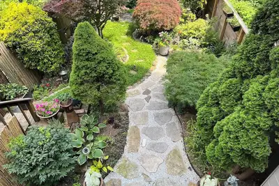 Image de Brooklyn Townhouse Apartment, Garden, Spacious, Great Location, 1 Stop to City