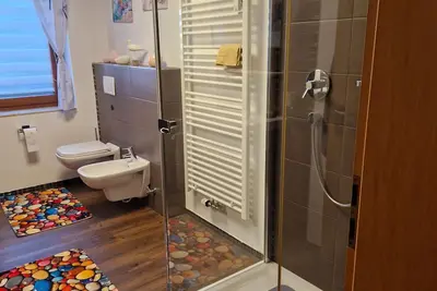 Image de South-facing slope filled with sun