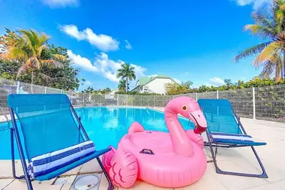 Just Relax avec piscine à Orient bay plage 100m