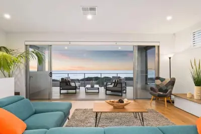 Image de Ocean At Seaford- Beachfront Luxury-Free Wifi