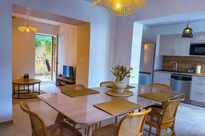 Image de la Gloriette en Luberon 15 minutes de Gordes