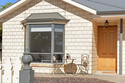 Image de Brooking`s Perch, Walk to Shops & River, WiFi