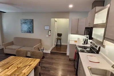 Image de Lovely welcoming Guest Apartment  in Kelowna, Bc. Beach 10 Min. Big White 35 Min