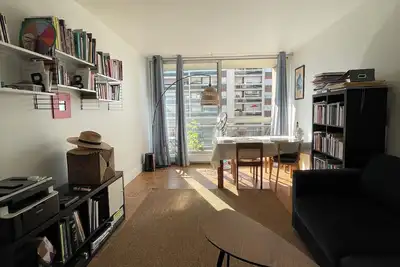 Image de Spacious light-filled apartment in Pantin