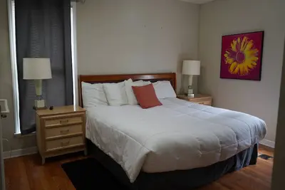 Image de Monthly Stays-12 Br Compound-9 Br Main House+ 3br Cabin-Perfect for Large Groups