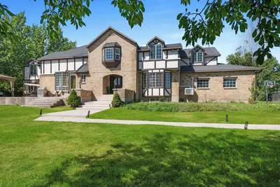 Image de Luxurious Mansion w Orchard & Double Pickleball  & Spa