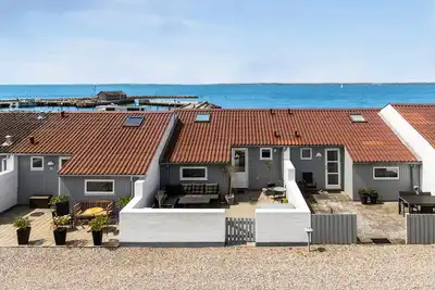 Image de Superbe maison à Tranekær avec WiFi