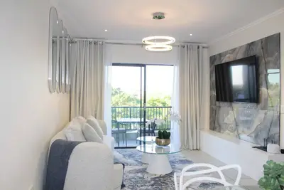 Image de Stunning 2-bedroom apartment with WiFi near Monte Casino