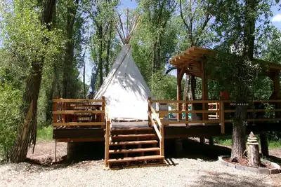 Image de Southwest Luxury Glamping-Red Arrow Tipi