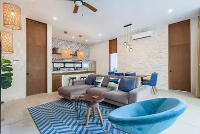 Image de Cosy-Designed 5bdr/8 beds dual apts w/amenities