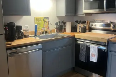 Image de Cozy 2-bedroom condo with WiFi, Ac in enchanting Colonels Island, Ga.