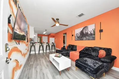 Image de Melanin Majesty! 2bd / 1ba Near Nrg/Hou/Rodeo