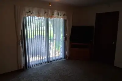 Image de Bike, Fish, Relax 3 Br Lakefront Ranch House