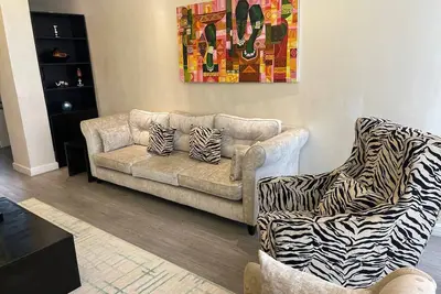 Image de Luxurious 3-bedroom apartment with WiFi in Bole Addis