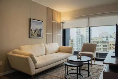 Image de w* | Elegant 2br Apartment in Miraflores Steps from Larcomar