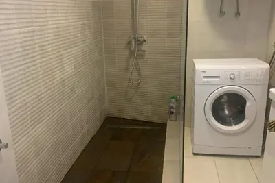 Image de 3-bedroom apartment in charming Beograd with WiFi, Ac