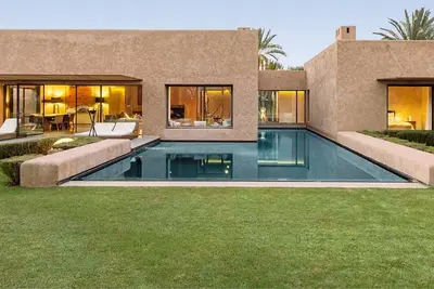 Image de Villa à Moussiha avec 6 chambres à coucher, 12 couchages