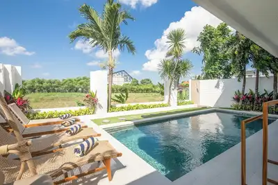 Image de 4 Bd Seminyak Retreat + Rice Fields 4 mins to Beach