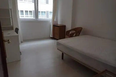 Image de three-bedroom apartment in the center of Coruña