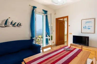 Image de Joli appartement pour 4 personnes avec Wifi, Tv et balcon
