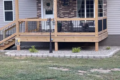 Image de Kick back and relax in this calm, stylish space located on 30 acres!