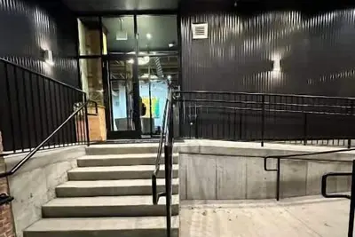 Image de River North Rooftop With In and Out Parking 5