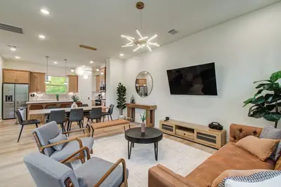 Image de Chic & Central 3bd Townhouse, Mins to Dt & Midtown