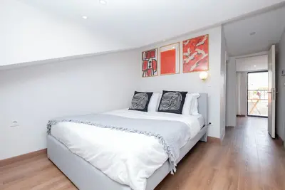 Image de Spacious 3-bedroom apartment with WiFi and Ac in wonderful Istanbul