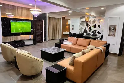 Image de Luxury 5 Bedroom Penthouse Apartment