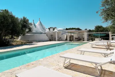 Image de Trullo Laveneziana - Quatre Chambres Villa, Couchages 8