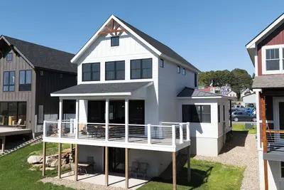 Image de Rw38-New Blackwater River front Home in Davis