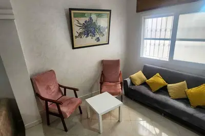 Image de Bright & Spacious 2-Bedroom in Central Tangier – Prime Location!