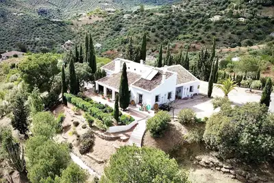 Image de Romantic finca near Málaga, creatively unique