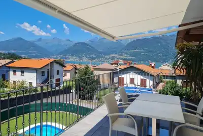 Image de Two Bedroom Apartment with Lake View