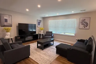 Image de Charming 4-bedroom house with WiFi and Ac in Woodbridge